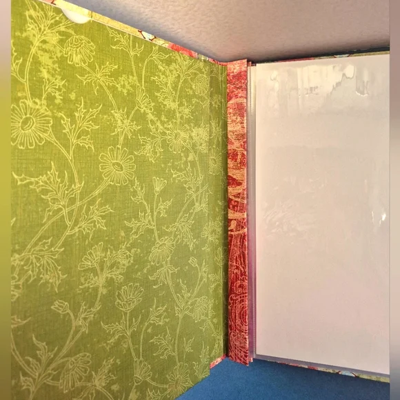 K&Company Multicolor Patterned Scrapbook/Memory Album - Picture 7 of 8